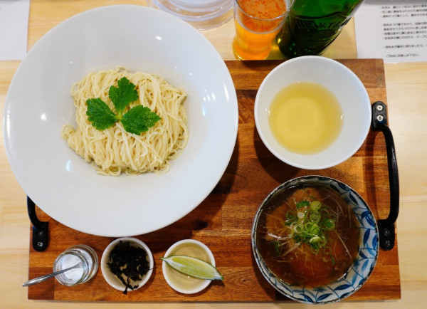 「昆布水つけソバ 汐＋ハートランド」@RUSTIC NOODLESの写真