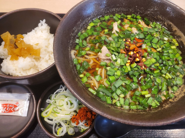 「ニラ中華そば＋ご飯」@ゆで太郎 長者町店の写真