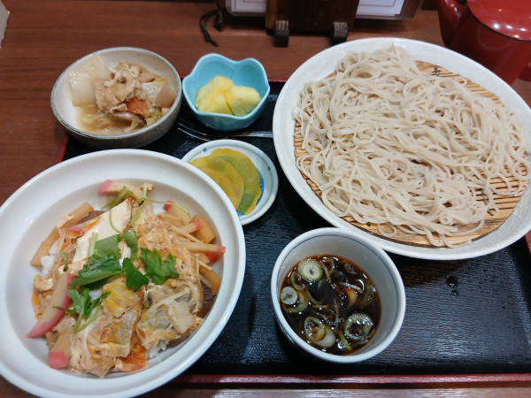 「もり蕎麦と木の葉丼のセット 1200円」@そば処 初味の写真