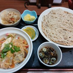 もり蕎麦と木の葉丼のセット 1200円