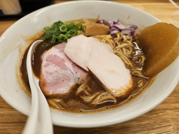 「限定 八丁味噌白湯ラーメン」@ラーメン いいかおの写真
