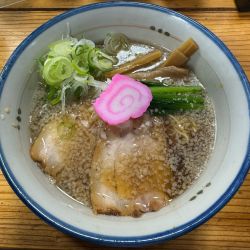 中華そば（背脂増し）900円