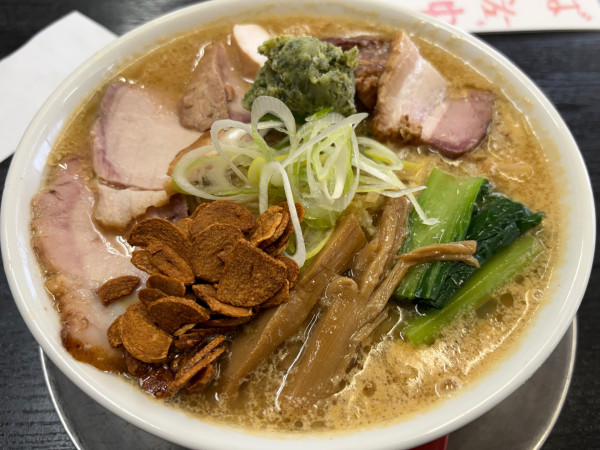 「札幌味噌らーめん（大）チャーシュー、SPトッピング」@栃木中華そば 神志の写真