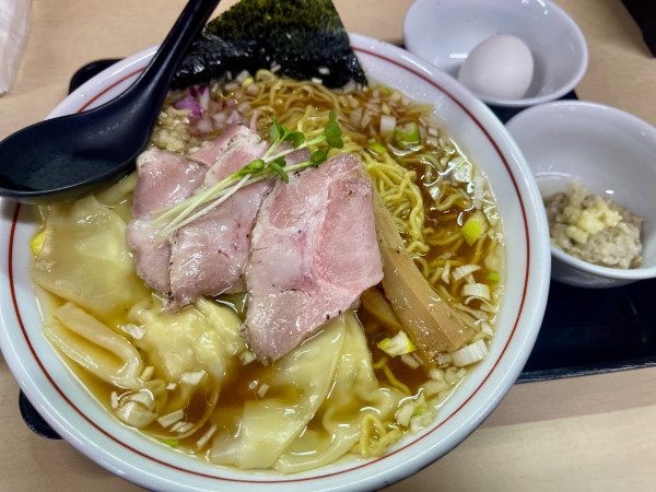 「スタミナワンタン  TP ニンニク背脂」@手揉み中華そば いしまの写真