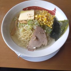 塩バターコーンラーメン　白　大盛