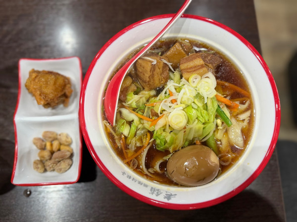 「角煮麺 1180円」@老舗刀削麺の写真
