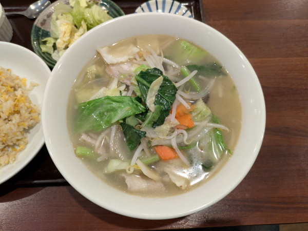 「野菜タン麺定食：880円」@香菜館の写真