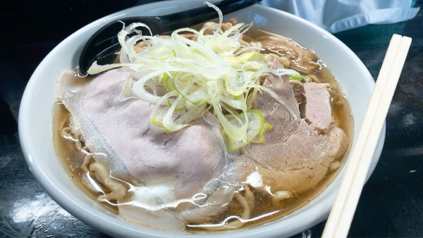 「らーめん」@自家製麺 結びの写真