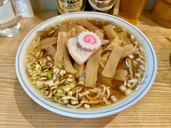 「サッポロ赤星&キリンクラシック+2皿→ らーめん Wメンマ」@らーめん 高尾の写真