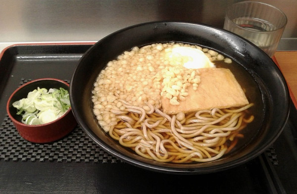 「朝得 とろ玉たぬきつねそば(420円)」@菜の花そば 千葉西口店の写真