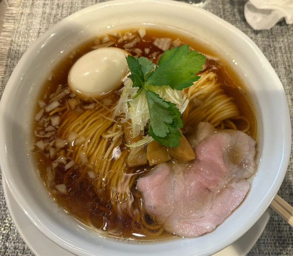 「醤油そば(中) 味玉」@成城青果の写真