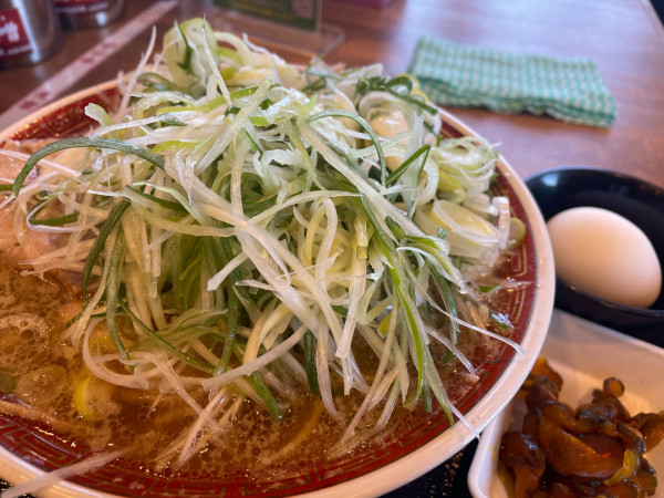 「太旨ネギラーメン:1080円」@麺屋つばき亭 鹿沼さつき大通り店の写真
