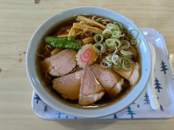 「チャーシューメン　900円」@そば処 梶屋の写真