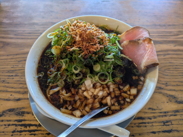 「限定 太田ブラック九条辣油Ver. 1100円」@手打ちラーメン 谷家の写真