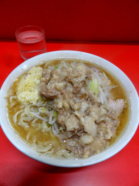 「豚1枚950円YsNA」@ラーメン二郎 松戸駅前店の写真