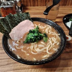 ラーメン¥850