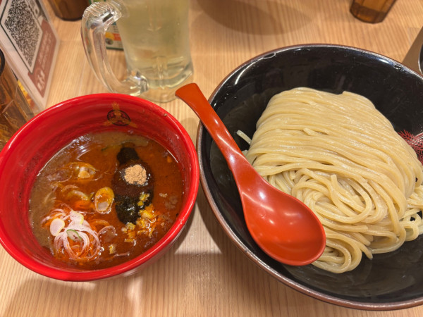 「ハイボール〜特濃辛つけ麺大盛」@つけ麺専門店 三田製麺所 恵比寿店の写真