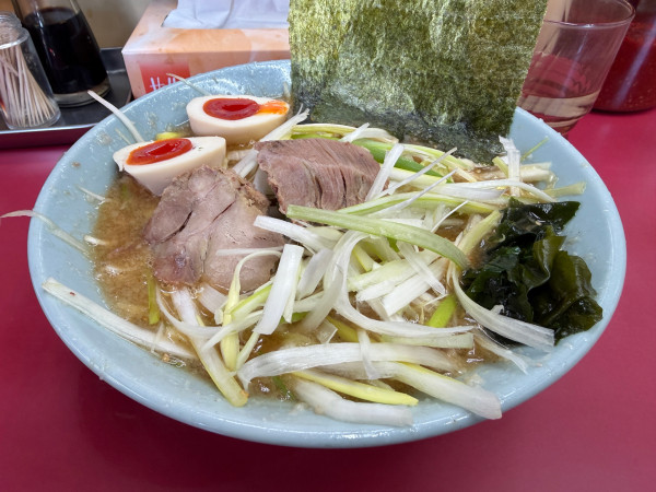 「特製味噌、ねぎ、太麺変更」@ラーメンショップ 牛久結束店の写真