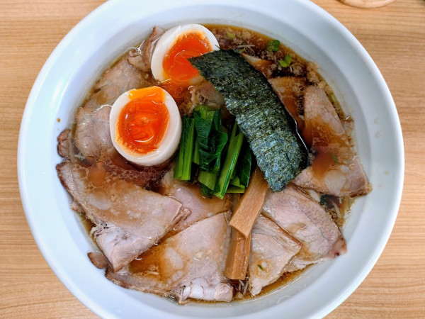 「【限定】新潟長岡生姜醤油ラーメン＋チャーシュー＝￥1300」@らぁ麺NOBU 川越店の写真