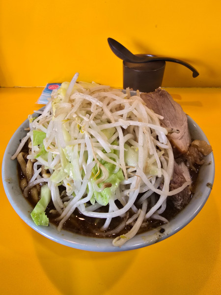 「ブラックホール」@ラーメン二郎 八王子野猿街道店2の写真