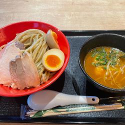 チャーシュー濃厚魚介つけ麺（大盛り）