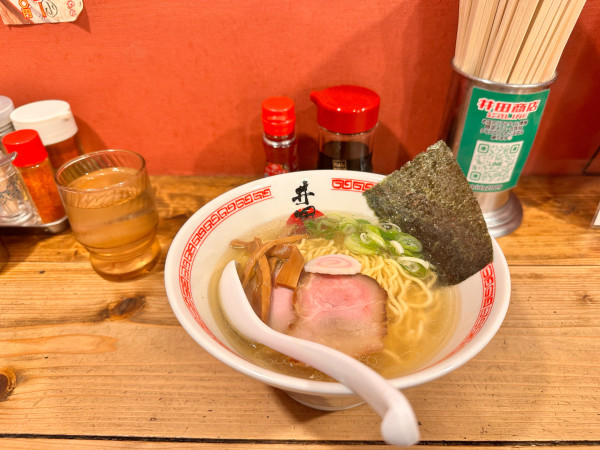 「しおらぁめん」@井田商店の写真