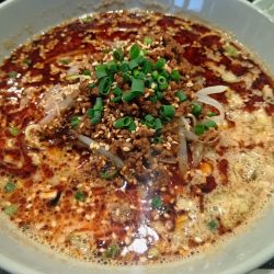 汁あり担担面大盛　小ライス