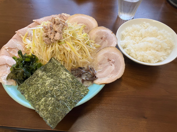 「ネギチャーシュー麺　ネギダブル　ライス」@ニューラーメンショップ大光の写真