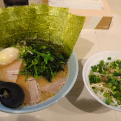 横浜家系ラーメン 府中家の画像