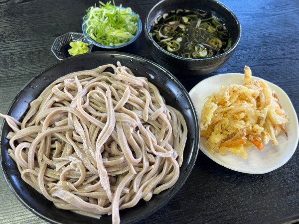 「もり天そば と 冷たい鳥そば」@伊勢そばの写真