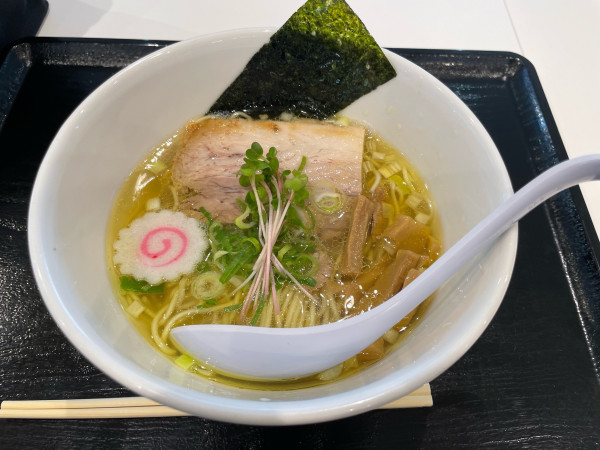 「元祖燕ラーメン（塩）」@麺屋 燕 富士山静岡空港店の写真