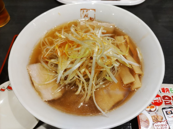 「ねぎラーメン」@喜多方ラーメン 坂内 内幸町ガード下店の写真