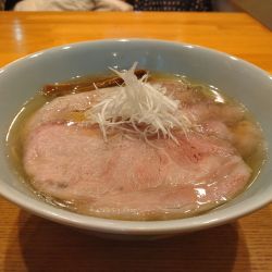 しおチャーシュー麺