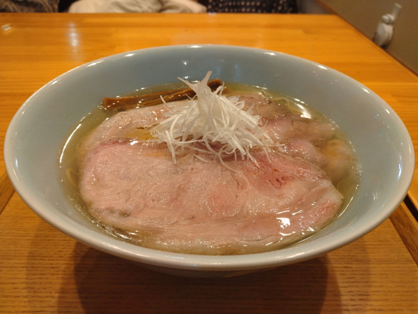 「しおチャーシュー麺」@飯田商店 湯河原本店の写真