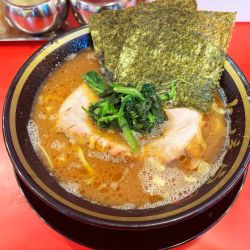 ラーメン並　900円