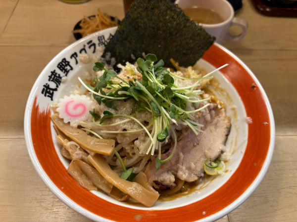 「特濃油そば（大盛）」@武蔵野アブラ學会 早稲田別館の写真