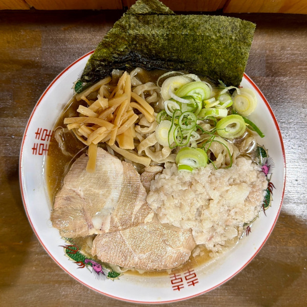 「しょうゆ中華そば（身入り）」@手打ち中華そば 酒田 鹿島田店の写真