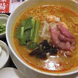 麻辣湯麺　1,298円＋ゆで卵　55円