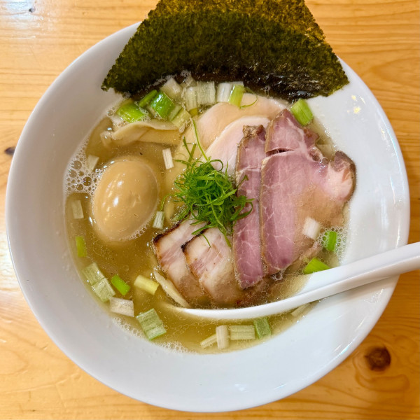 「特製手揉み中華そば 塩」@麺や晴心の写真