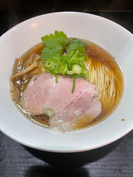 「醤油ラーメン」@麺屋エイトの写真