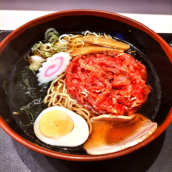 「昔ながらのラーメン（￥540）＋紅生姜天（￥170）」@名代 富士そば 蒲田店の写真