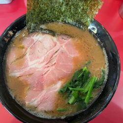 らぁめん900円＋肩ロース100円