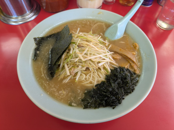 「正油ネギラーメン中盛　1060円」@ラーメンショップ 太田店の写真