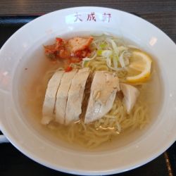 冷やしとりそばと半チャーハンセット 880円