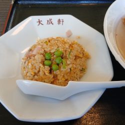 半チャーハンと冷やしとりそばセット 880円