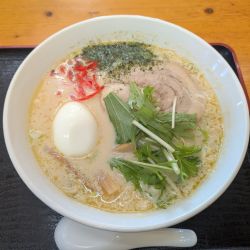 豆乳らーめん　1000円