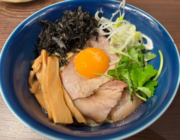 「鶏油のあぶらそば」@支那蕎麦屋  藤花の写真