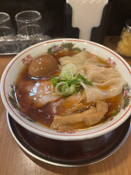 「特製醤油ラーメン」@MENクライの写真