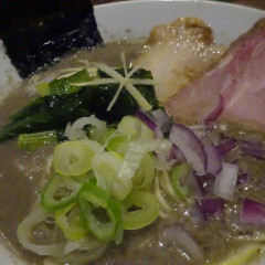 煮干とスパイス拉麺豊の画像