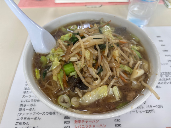 「野菜炒めラーメン（麺大盛）・餃子」@めんはうす 健の写真
